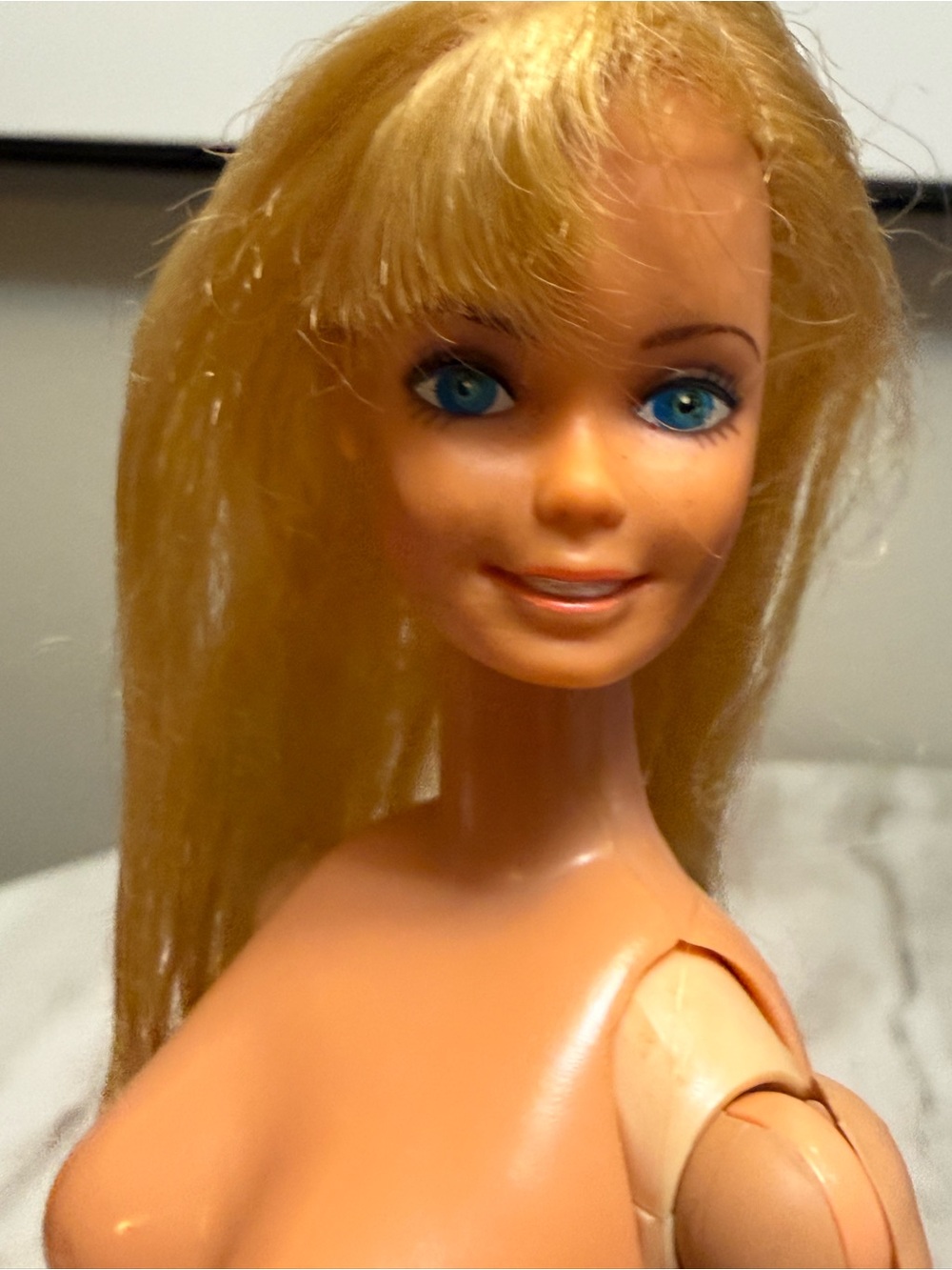Barbie Mattel Vintage Twist And Turn Barbie Missing Hands Works